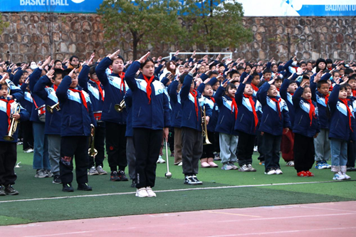 “巳巳如意启新程，禁毒知识护成长”——长沙市泉塘第二小学2025年春季开学典礼暨开学第一课