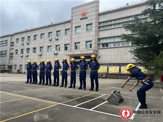 观阅兵悟使命、强训