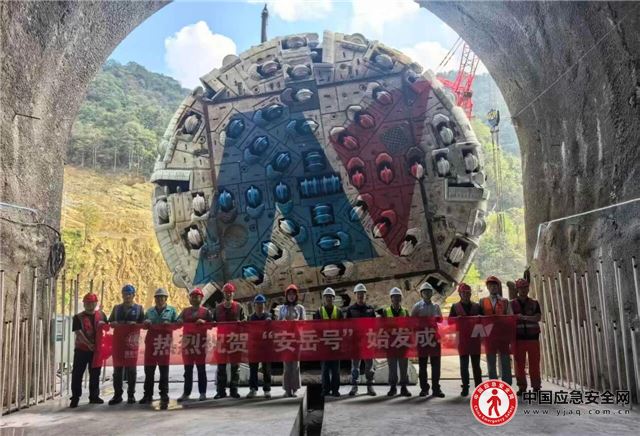 14281971687735887_25.jpg 14281971687735887_25.jpg