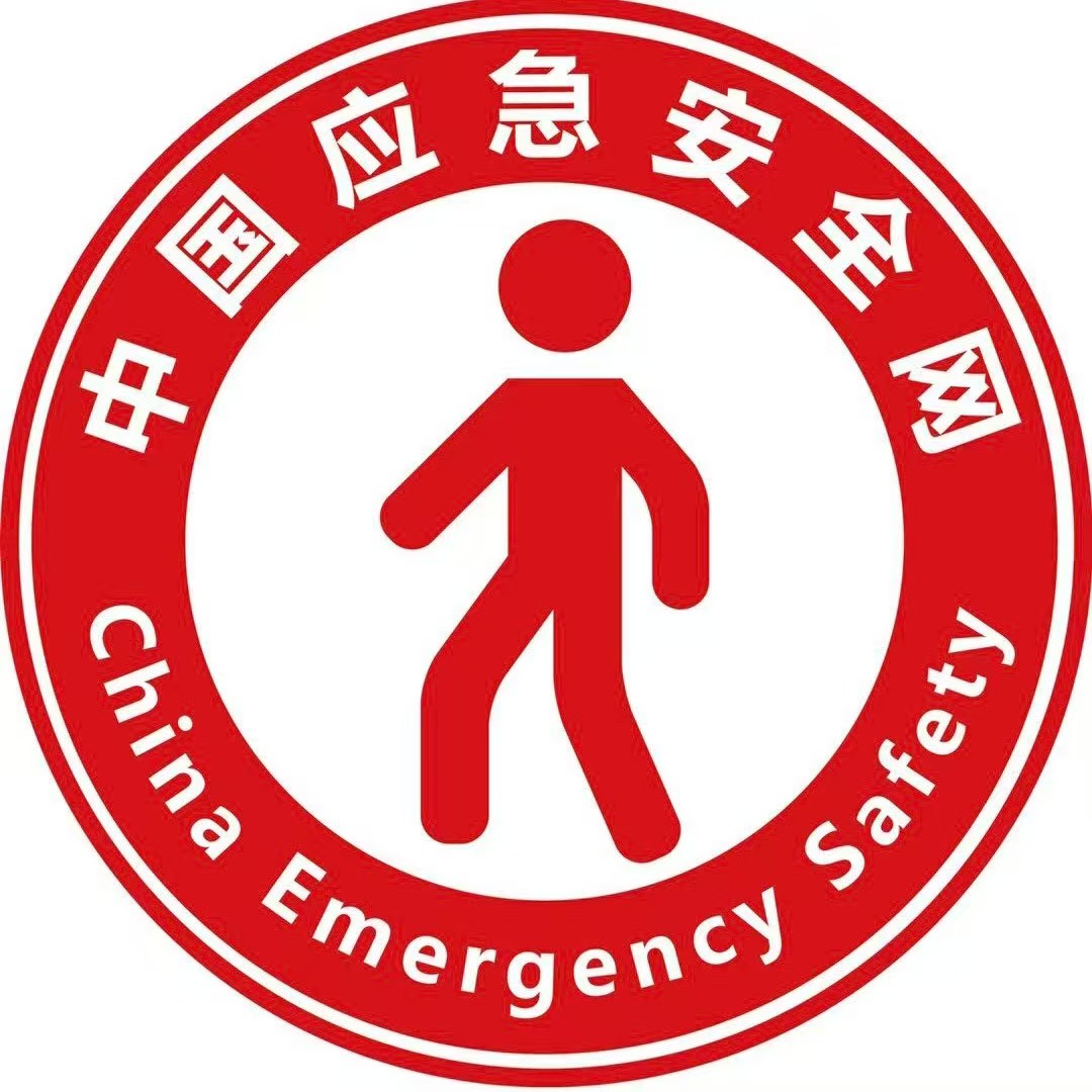 冬日送暖显担当 爱心捐助暖人心