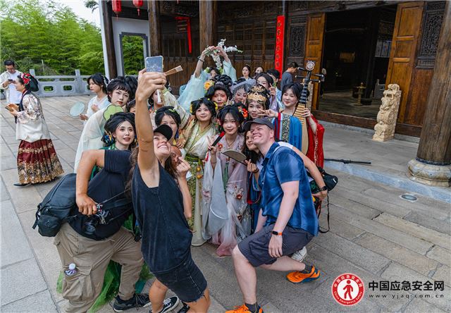 18050371628516824_13.jpeg 18050371628516824_13.jpeg