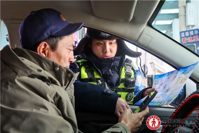 腊八反诈宣传忙 守护过