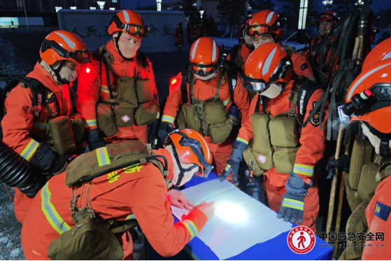 冬季练兵丨暗夜砺兵强本