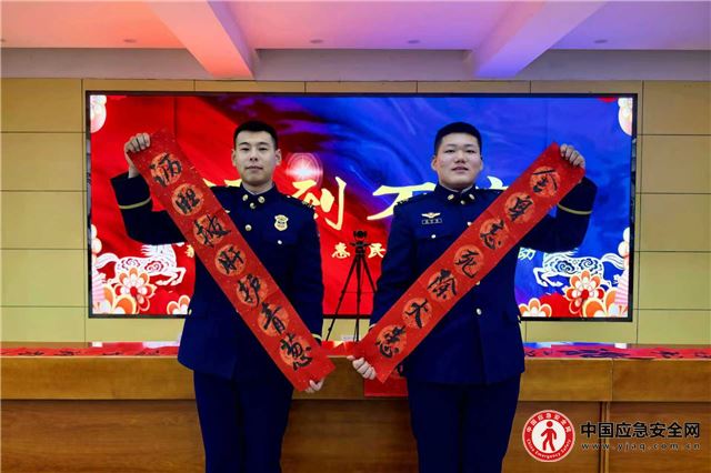 11194845245692833_25.jpg 11194845245692833_25.jpg